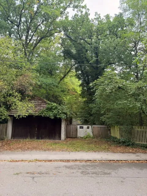 Земельна ділянка зі старою забудовою, 80997 Мюнхен, Waldhornstraße 18