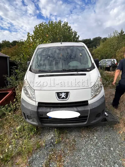 1 Peugeot Expert