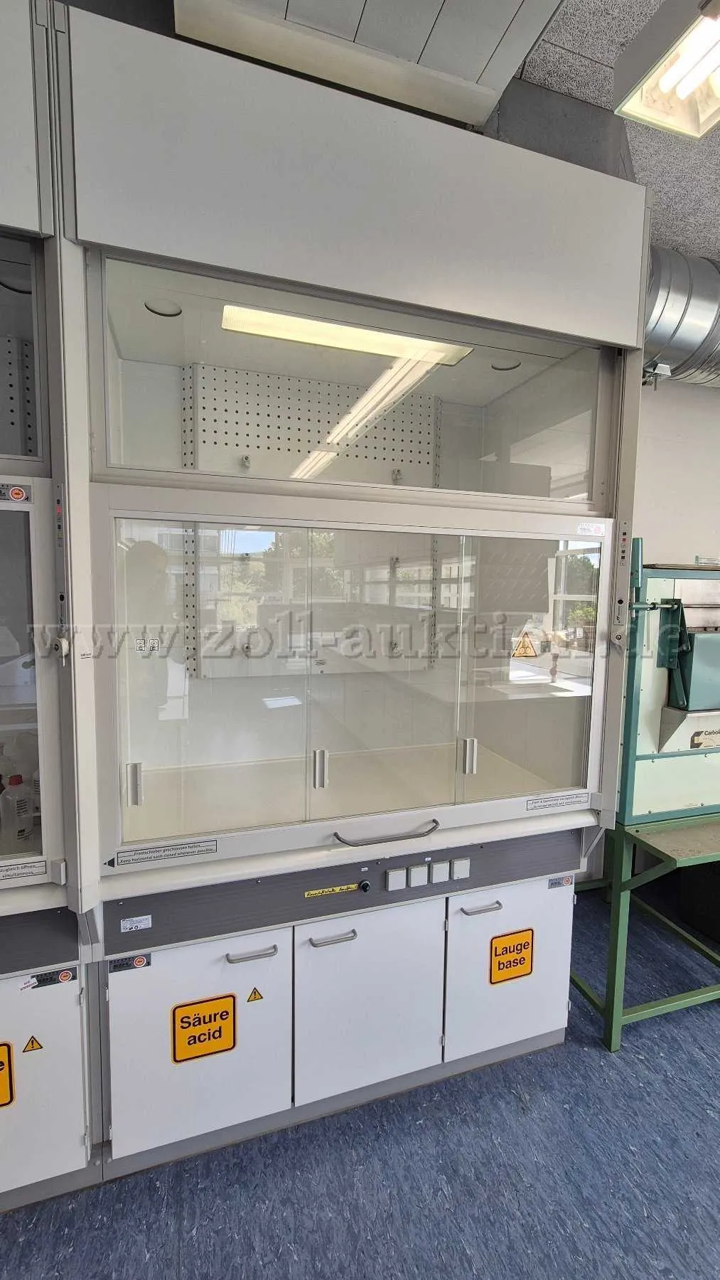 1 台 Wesemann ENAS 1500 实验室通风柜