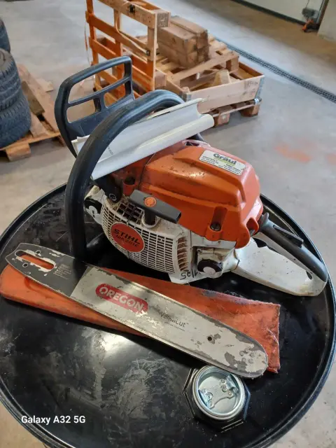 1 Stihl MS 261 C-M motorlu testere, tamirci için