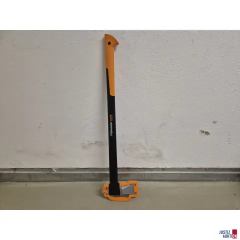 Fiskars X27 bijl