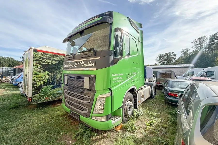 Cap tractor VOLVO FH 460, nefuncțional