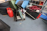 2 rafturi metalice