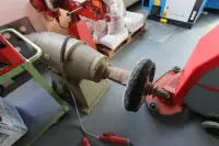 1 stalak za poliranje s dvostrukom brusilicom