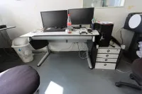 1 personal computer