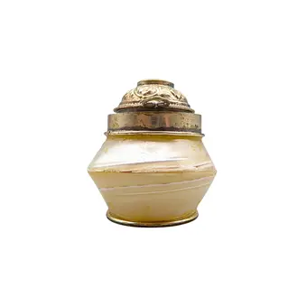 Calamaio con montatura in ottone e cabochon.