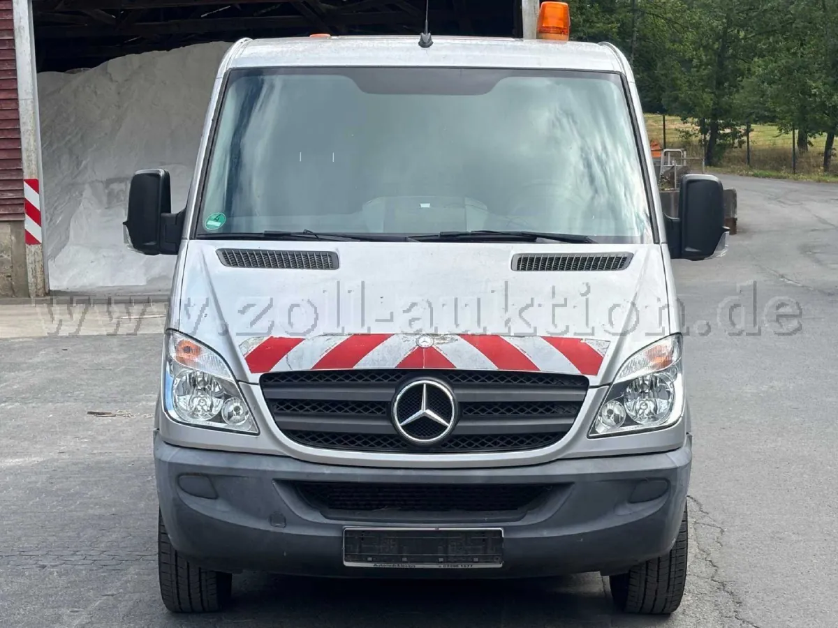 1 Mercedes Sprinter 211 CDI