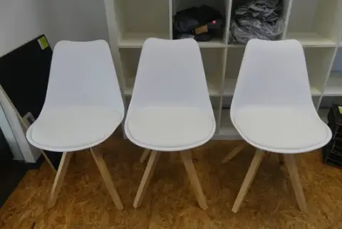 3 adet ziyaretçi sandalyesi