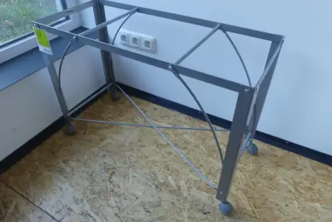 Carrello portafascicoli sospesi