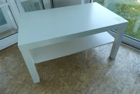 Mesa auxiliar