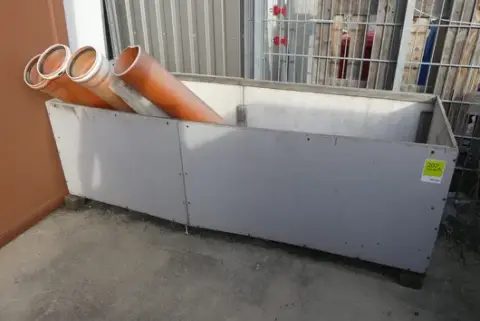 İçerikli taşıma kutusu (boru parçaları)