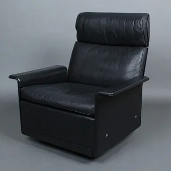 DIETER RAMS. Vitsoe. Sessel / Lounge Chair, Modell 'RZ 62', Kunststoff, Leder, Entwurf 1962, Deutschland.