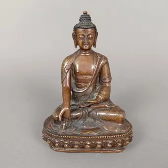 Figurine des sitzenden BUDDHA SHAKYAMUNI - Kupfer, Nepal / Tibet.