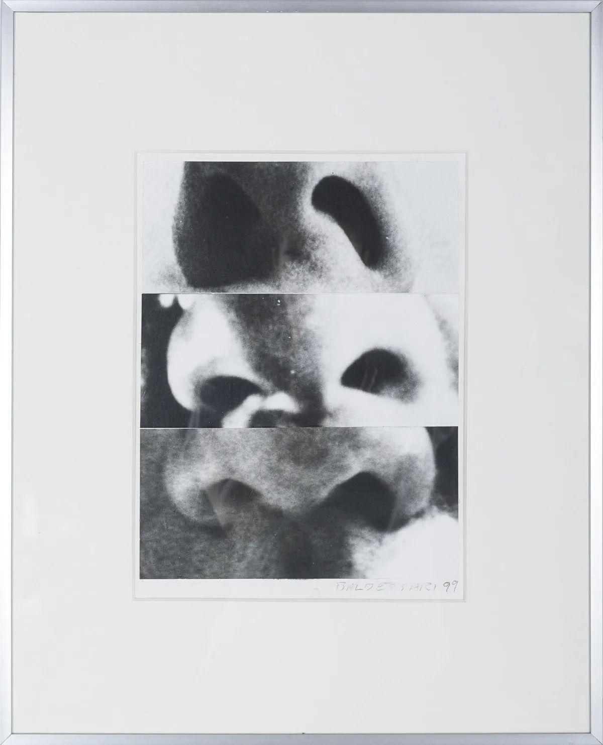 John Baldessari,右下角手签,日期 (19)99,National City 1931 – 2020 威尼斯,《Three Noses》,三张银盐明胶照片拼贴,28.5…