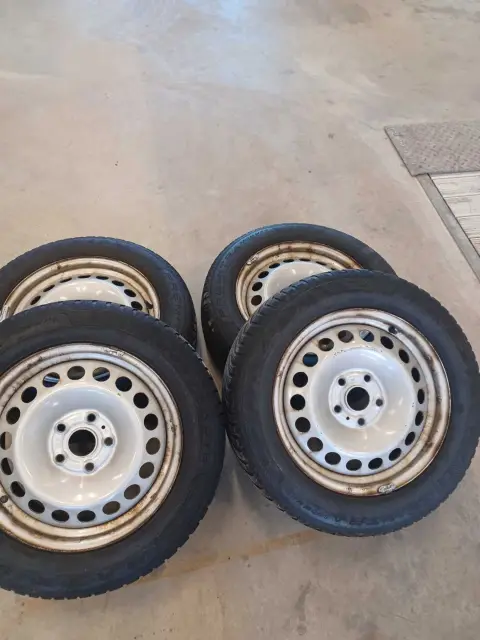 4 повні колеса 205/60 R 16 96H (Maxxis Premita)