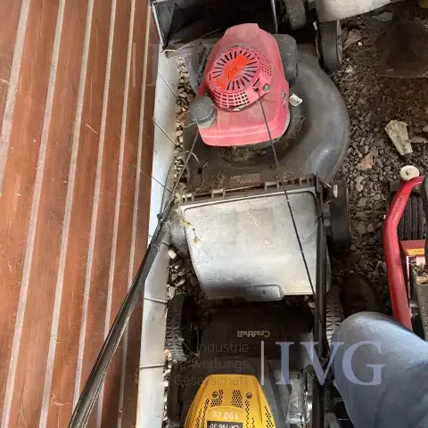 Benzindrevet plæneklipper HONDA HRG536SDE
