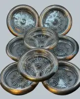 8 store glassunderlag med bred forsølvet kant, diameter ca. 10 cm