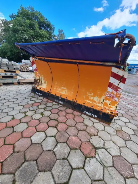 1 sneeuwploeg Schmidt MF 2.3
