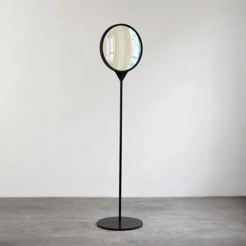 Adolf Luther – Stojeća leća, 1979.