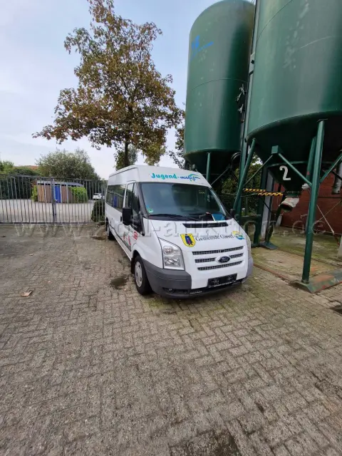 1 Ford Transit/Tourneo، مركبة متعددة الأغراض، 8 مقاعد