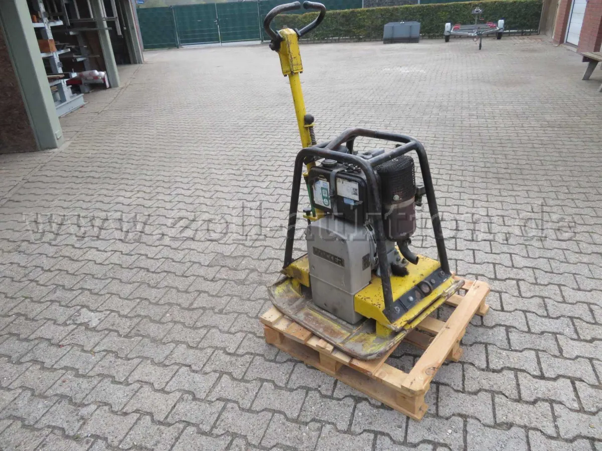 1 placă vibrantă Wacker DPU 2970