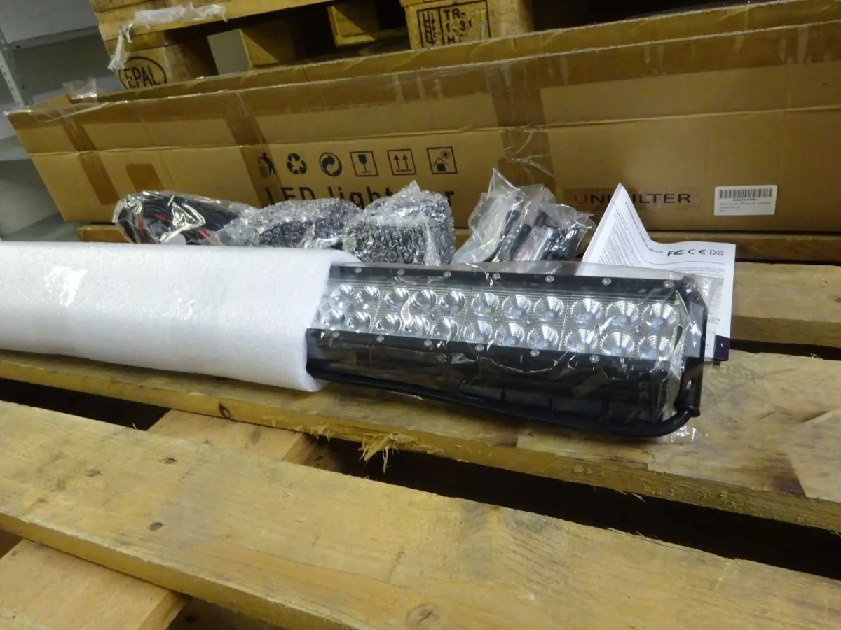 1 个 LED 灯条 / Turbo SII - 39 英寸 - 近全新