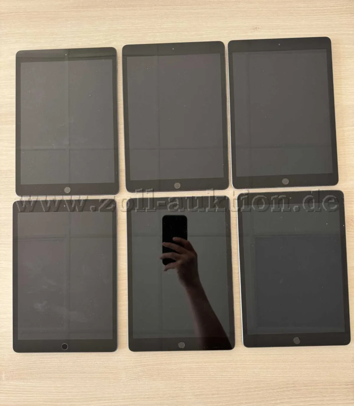 6 Apple iPad 7. generacije / A2197 128 GB