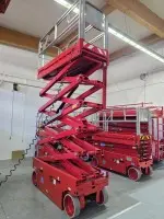 Airo elektromos ollós emelőplatform X10 EN | Gyártási év: 2015 | Üzemóra: kb. 696