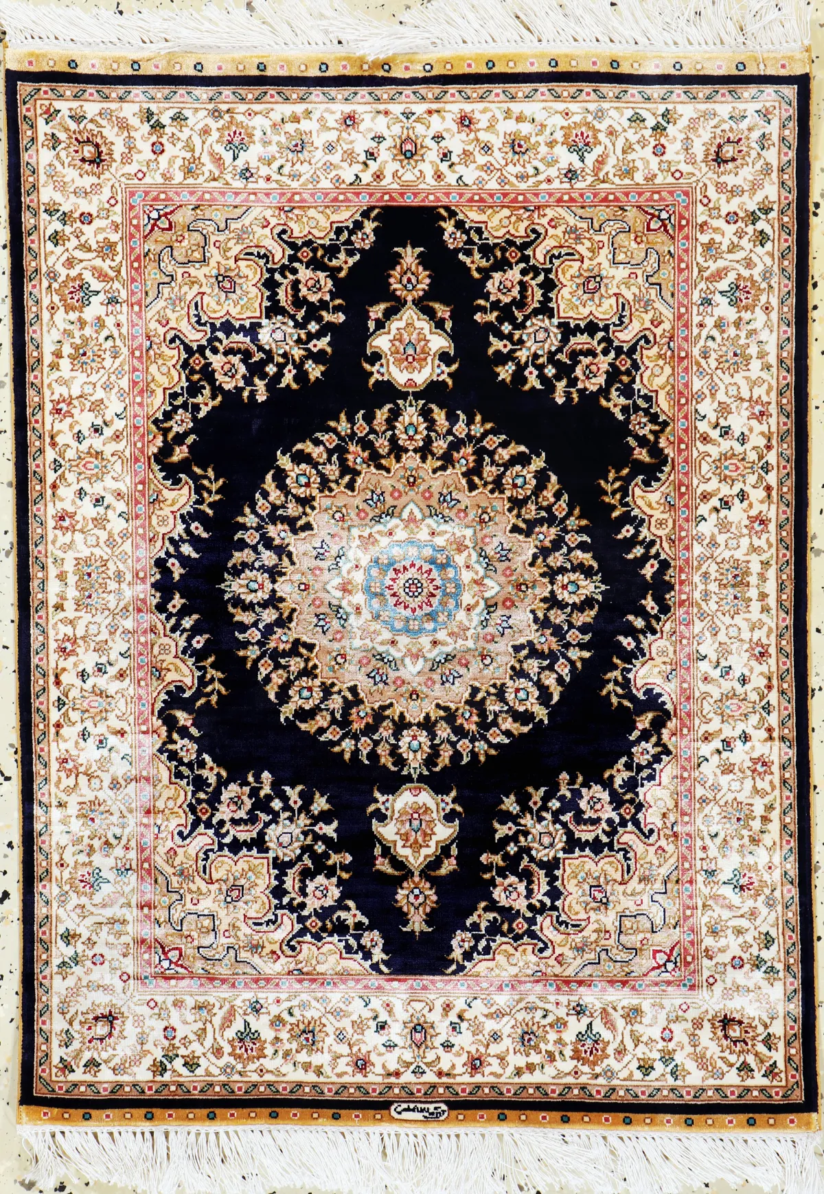 Hereke 丝绸，中国，20世纪末，纯天然丝绸，约 85 x 62 厘米，EHZ：1