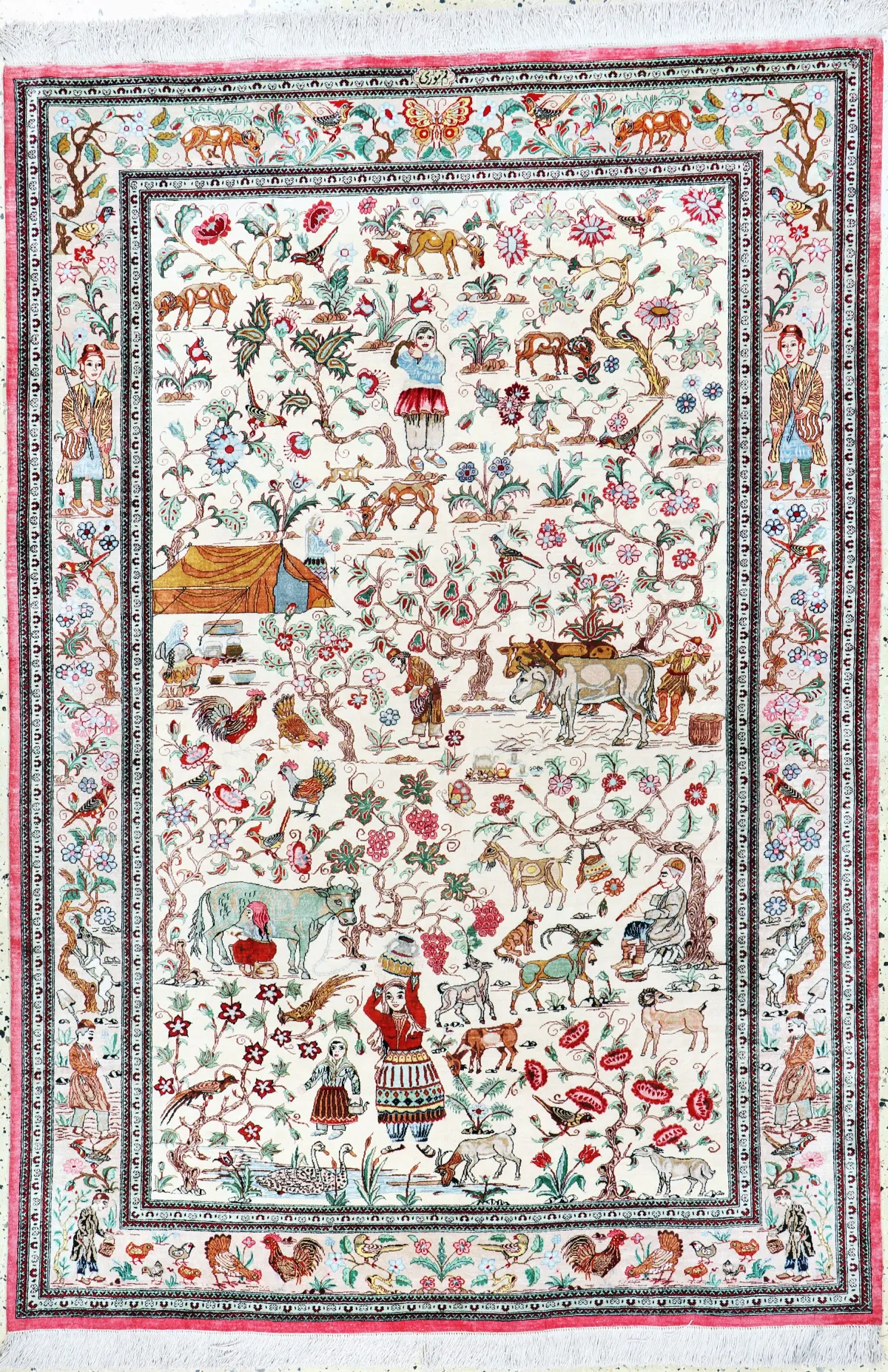 Ghom 精细真丝签名地毯，波斯，20世纪末，纯天然真丝，约 203 x 139 厘米