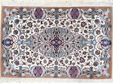 Esfahan fin gammel, Persien, midten af 20. årh., korkuld på silke, ca. 162 x 108 cm, ca.