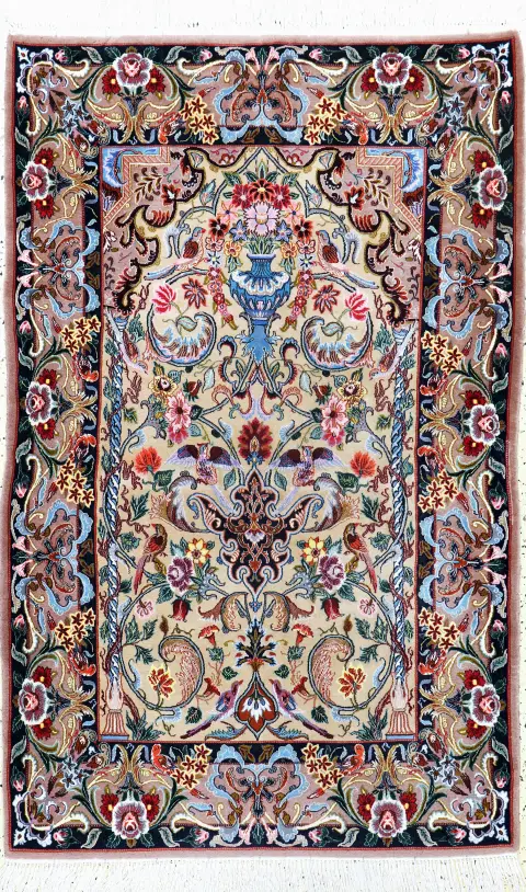 Esfahan ince, İran, 20. yy ortası, ipek üzerine cork yün, yak. 171 x 109 cm, yak. 1,0 milyon