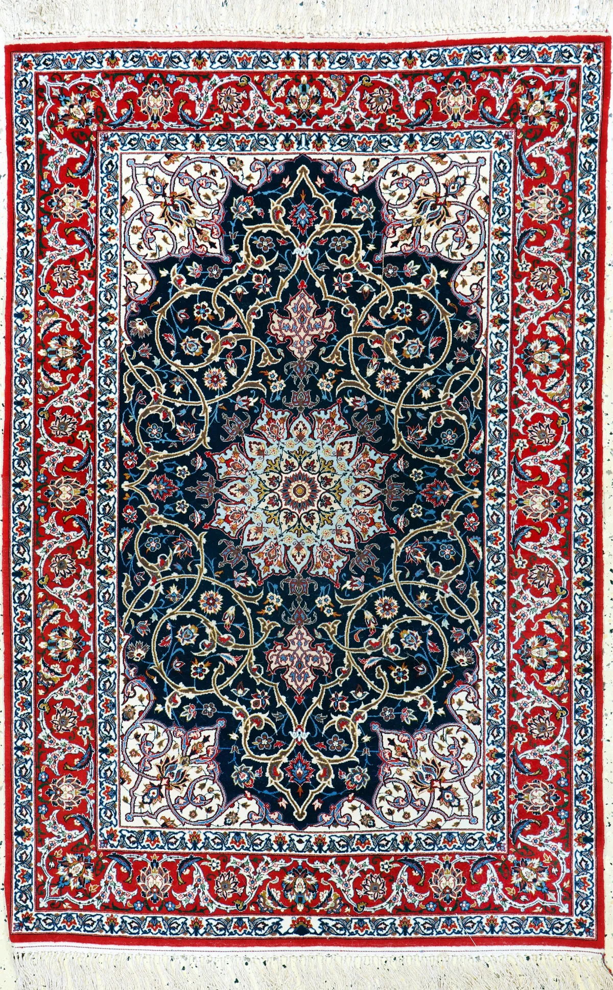 Esfahan 精细，波斯，20世纪中期，软木羊毛配丝绸，约166 x 109厘米，约100万