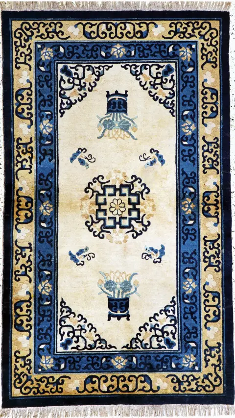 Eski Pekin, Çin, 20. yy ortası, pamuk üzerine yün, yak. 203 x 120 cm
