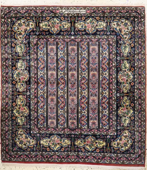 Keşmir ince imzalı, Hindistan, 20. yy sonu, pamuk üzerine yün, yak. 155 x 142 cm, EHZ: