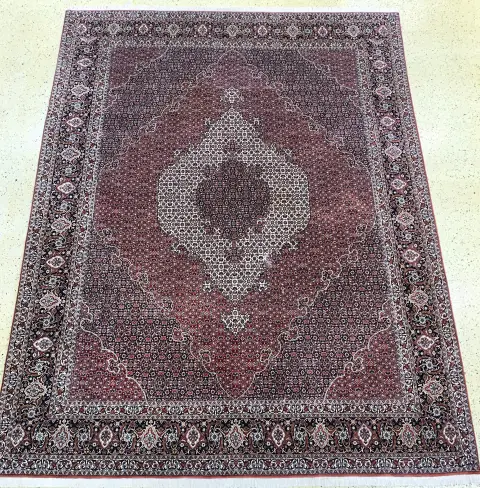 Bidjar Kork ince, İran, 20. yy sonu, pamuk üzerine cork yünü, yak. 392 x 304 cm,