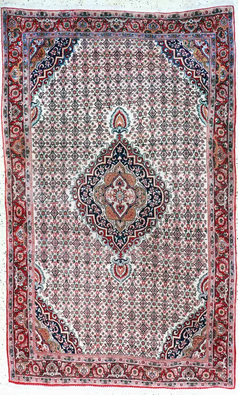 Bidjar, İran, 20. yüzyıl ortası, pamuk üzerine yün, yak. 277 x 175 cm, EHZ: