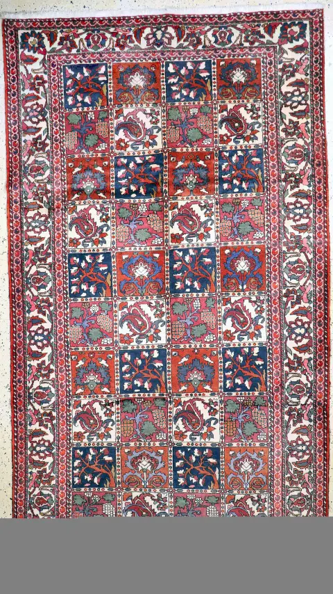 Bachtiar eski, İran, 20. yy ortası, pamuk üzerine yün, yak. 307 x 170 cm, EHZ: 2