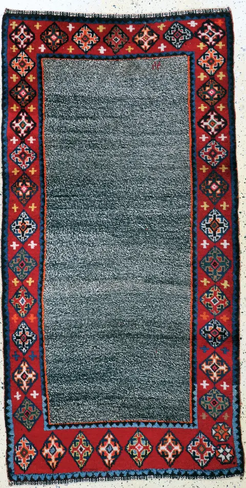 Gabbeh eski, İran, 20. yy ortası, yün üzerine yün, yaklaşık 206 x 107 cm