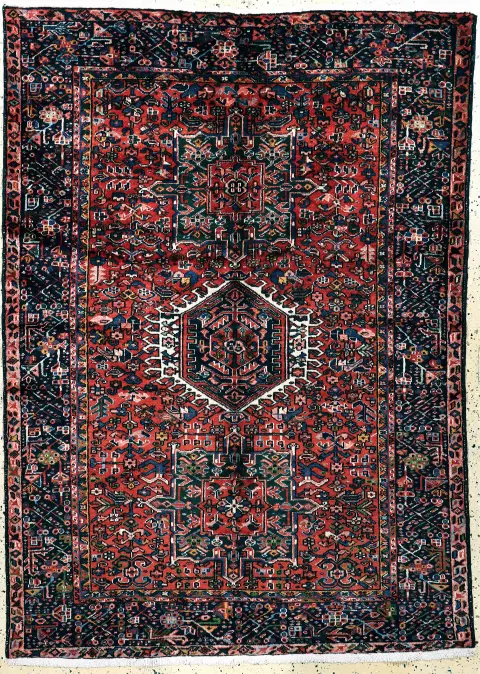 Garadjeh eski, İran, 20. yüzyıl başı, pamuk üzerine yün, yak. 200 x 144 cm, temizlenmiş