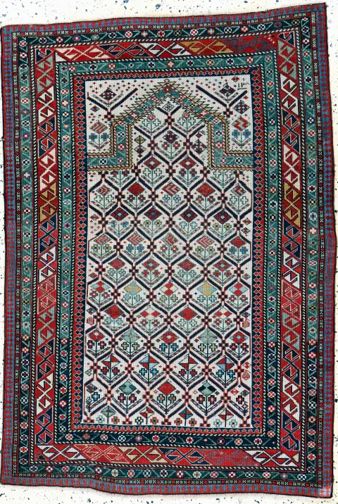 "Marasali" antik seccade, Kafkasya, 19. yüzyıl, yün üzerine yün, yak. 145 x 100 cm