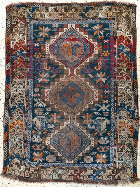 Antik Kazak, Kafkasya, 19. yüzyıl, yün üzerine yün, yaklaşık 130 x 100 cm, EHZ: 4, tahmini fiyat: