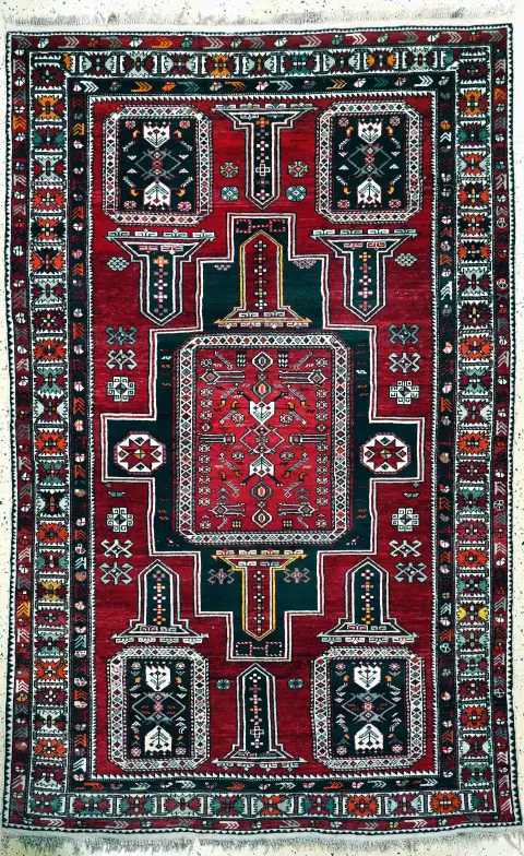 "Tachteh" Şirvan, Kafkasya, 20. yy başı, yün üzerine yün, yak. 257 x 162 cm, minimal