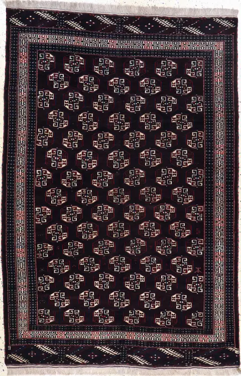 Yomud ince eski, Türkmenistan, 20. yüzyıl başı, yün üzerine yün, yak. 235 x 157 cm, EHZ: 2