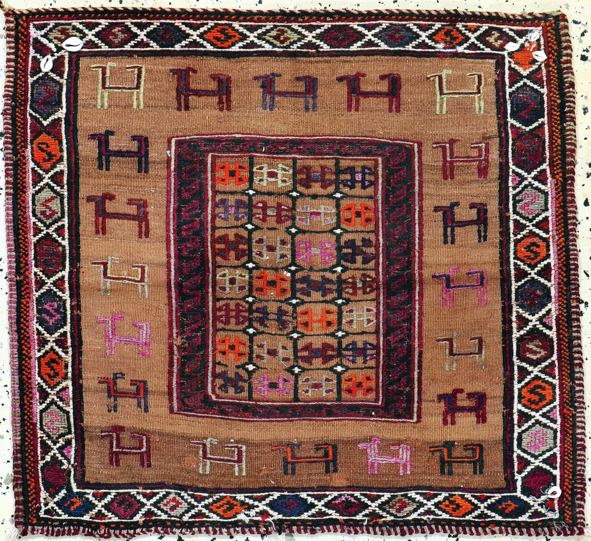 Belutsch“Sofreh”，波斯，20世纪初，羊毛覆羊毛，约70 x 77厘米，EHZ：2