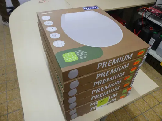 Asiento de inodoro Wenko Premium con cierre automático