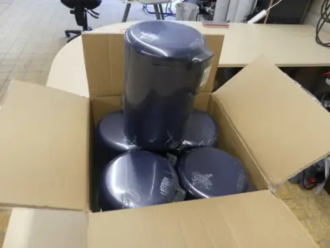 5 adet Wenko pedallı çöp kovası