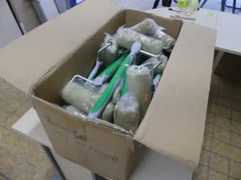 Набір малярних валиків з телескопічною ручкою