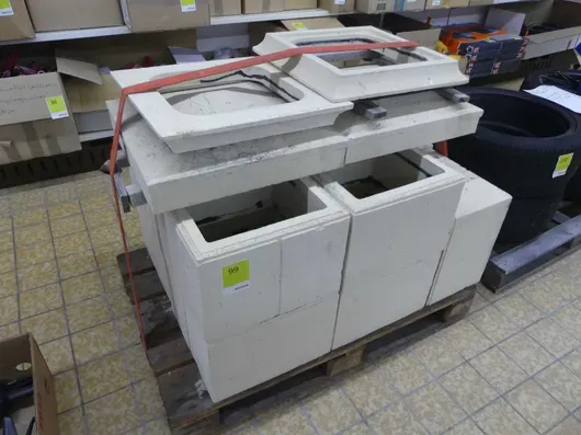 2 columnas para verter con hormigón