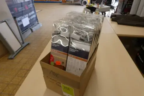 Konvolut Müller Licht LED-undermonteringslamper med sensor